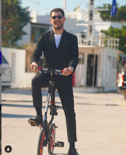 Bu musibet bitince grrz. katk biz, hadi eyvallah. notuyla paylam yapan dizinin Gediz'i kafalar kartrd. Baz takipileri Uraz Kayglarolu'nun diziden ayrldn dnd.