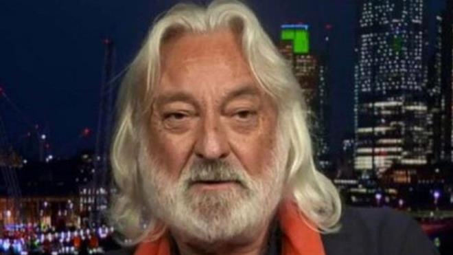 nl isim ayn zamanda Sherlock Holmes, Yzklerin Efendisi, Captain America ve Siyah Giyinen Adamlar gibi filmlerde de grev yapmt.