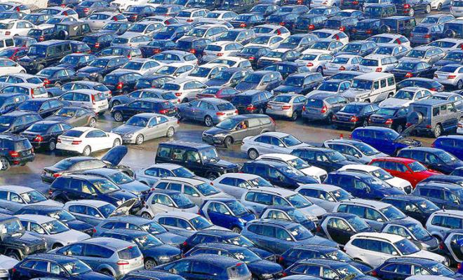 Fotoraflar her eyi anlatyor<br>    lan sitesine yeni ykanm, kusurlar gizlenmi olan arabadr. Dikkat edilmesi gerekir.