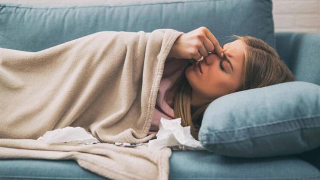 2-Aktarlardan bilinsizce alnan bitki ve bitki aylar  <br>Salk sz konusu olduunda her ey bilinli, uzman kontrolnde kullanlmal. Baz baharat ve aylar kiinin varsa dier kronik hastalklarna gre tketilmeli. Baz besinler tansiyonu, baz besinler diyabet hastalarnda ekeri ykseltebilmektedir. Hastalarn mevcut olan dier hastalklarn etkilemeyecek ekilde aktardan alnan bitkisel takviyelerin doktor kontrolnde tketilmesi gerekir.