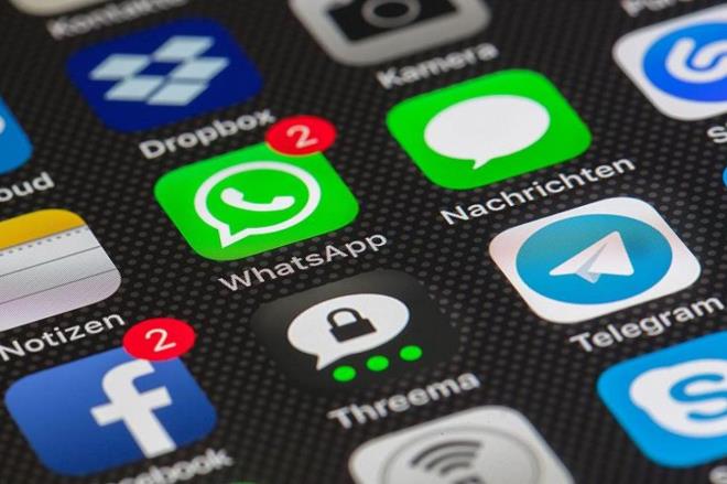 WhatsApp&#8217;tan yaplan aklamada platform zerinden yaplan grntl grup sohbetleri iin baz iyiletirmelerin yayna alnd bilgisi paylald.