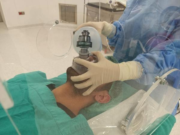 Uzm. Dr. alkan, Entbasyon kabinlerinin ilem sonras dezenfekte edilerek gvenle kullanlabildiini de szlerine ekledi.