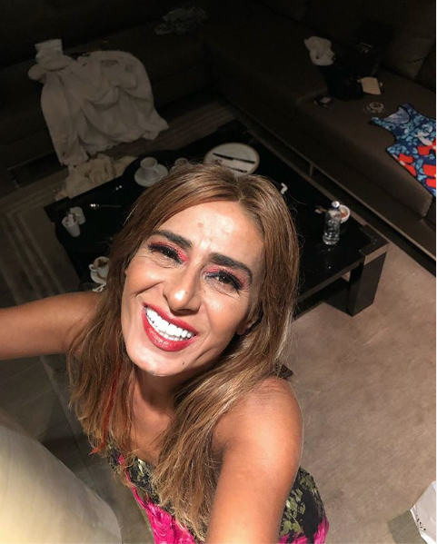 Yldz Tilbe sosyal medya paylamlarna ''steyenin bir yz'' yazmay da ihmal etmedi.