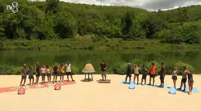 'STEMEDMZ EYLER OLDU'  Ilcal, sunucularn 'her ey yolunda m?' sorusuna beklenmedik bir cevap verdi.    Acun Ilcal "Her ey yolunda diyemeyeceim. Bugn bir dl oyunu vard. Dominik'in en gzel 3 evinden biri. Yarmaclarn buna ok ihtiyac vard. Herkes kazanmak isteyince ortaya hi istemediimiz grntler kt" dedi.