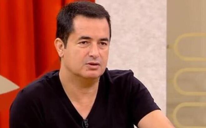 CANLI YAYINDA SORU - CEVAP  Takipilerinden gelen sorular yantlayan Ilcal, ilerleyen dakikalarda 'Survivor Panaroma' programna baland.