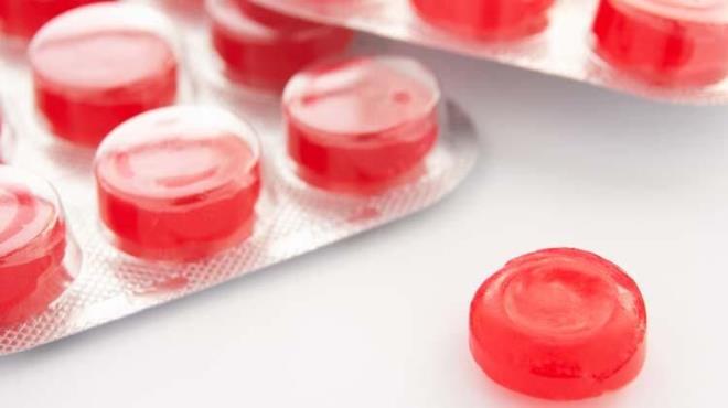 Kimyasal ajanlarn vcutta eitli fonksiyonlar zerinde olumsuz etkileri sz konusu olabiliyor. Bu bakmdan kaliteli fitoterapi (bitkisel) rnlerin aklc ekilde kullanlmas, bu olumsuz etkilerin en dk seviyeye indirilebilir. Gl bir baklk sistemi olmadnda koronavirs hastalarda daha ar seyredebiliyor. Koronavirse kar toplumsal olarak mcadele verilen bu dnemde bitkisel krler de bu mcadeleye destek olabilir.