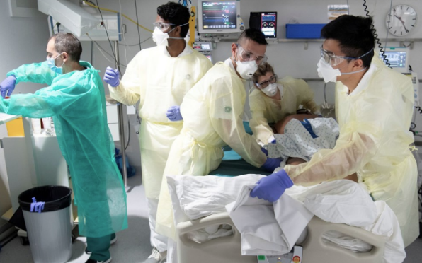 Trkiye Ekonomi Politikalar Aratrma Vakf'ndan (TEPAV) Prof. Dr. Trkmen Gksel ve Do. Dr. Yetkin nar "COVID-19 Salgnnda Trkiye'de Zirve Noktas ve Normalleme Dnemine Kademeli Gei Zaman Tahminleri" raporu hazrlad.