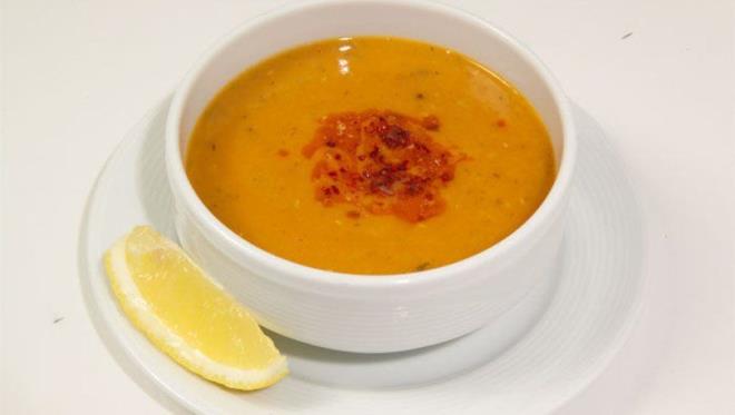 orba <br>  Yksek sv kayplar sebebiyle hem sv dengenizi dzenleyecek hem de dk kalorisi sebebiyle kilo kontrolnz asndan en nemli besin olacaktr.