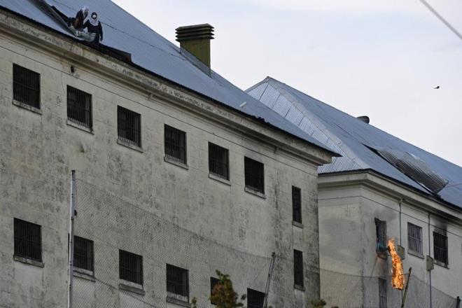 lkede ok sayda mahkum da alk grevinde. Mahkumlar, salgna kar daha fazla nlem alnmasn ve cezalarnn ev hapsine evrilmesini istedi.