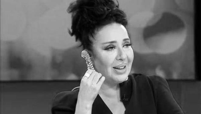 nl modac Nur Yerlita 64 yanda yaamn yitirdi.    Bir sredir kanser tedavisi gren Yerlita, getiimiz yl beyin ameliyat olmutu.