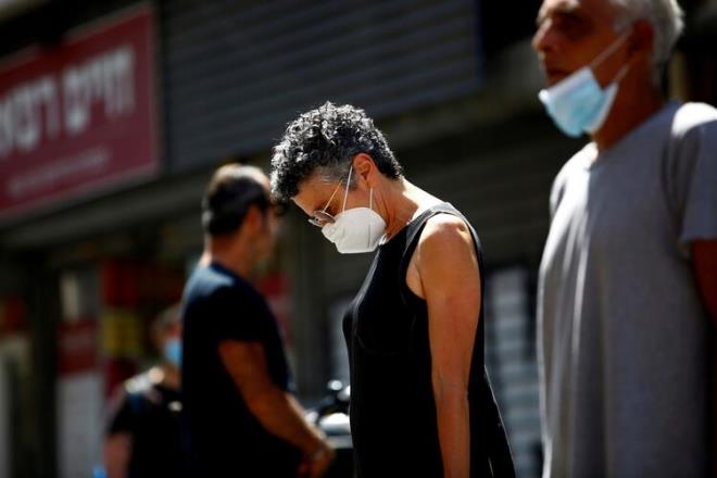 ngiltere'de yaynlanan Guardian gazetesinin haberine gre uzmanlar yaymladklar bilimsel makalede, &#8220;Covid-19&#8217;un sorumlusu tek bir tr var; o da biziz&#8221; dedi ve yle devam etti: