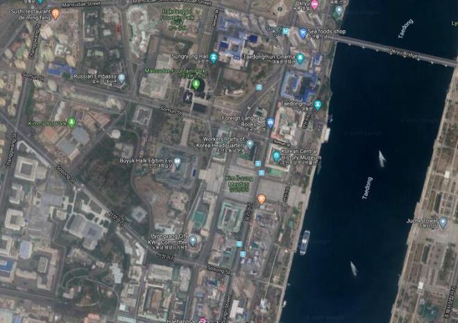 Dnyay srekli fze denemeleri ile korkutan ve koronavirs salgn srasnda bile yeni denemeler gerekletiren Kuzey Kore lideri Kim Jong-un'un salk durumundaki sr perdesi hala gizemini koruyor.