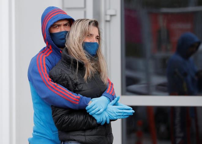 Aklamada, son 24 saatte 225 bin olmak zere, bugne kadar 3 milyon 700 binden fazla test yapld kaydedildi.