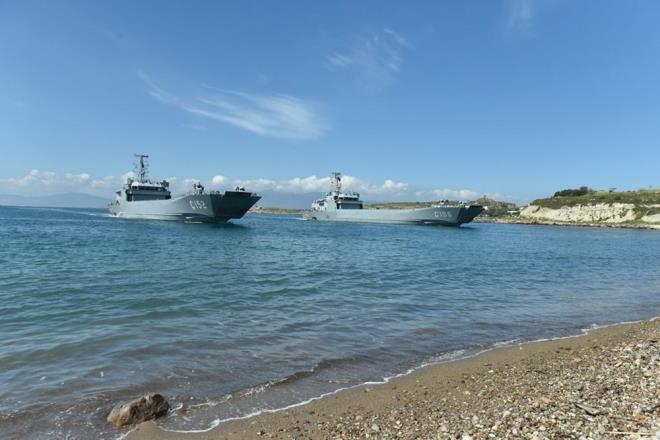 Aklamada "Covid-19'a kar ald nleyici ve proaktif tedbirler sayesinde Deniz Kuvvetleri Komutanl harekata hazrlk durumunu, verilecek her trl grevi icra edebilecek ekilde salgndan etkilenmeksizin en st seviyede idame etmektedir" ifadesine yer verildi.