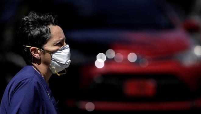 Brinkmann ve Weber, Sars-CoV-2 ile benzerlik gsteren corona virslerin insanlarda kn aktif olduuna dikkat ekerek &#8220;Bu nedenle umarz bu durum Sars-CoV-2 iin de geerlidir&#8221; dedi.