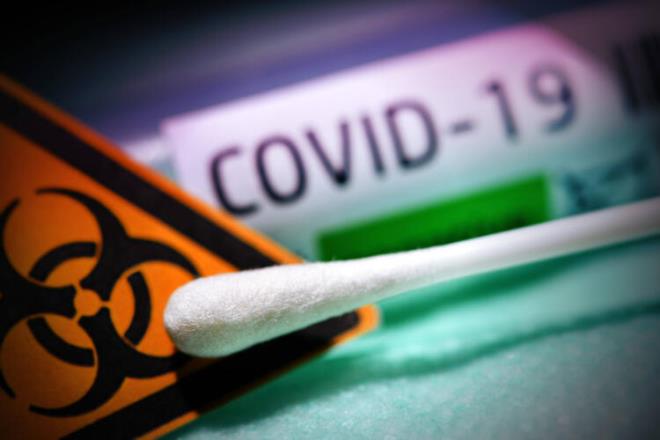 KOMPLO TEORLERNDEN LOVREN DE ETKLENM  Icke'nin son iddias ise corona virs salgnnn, alar halka zorla yapmak iin bir efsane olduuydu.