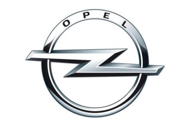 Opel Corsa    2003 model    28 bin lira