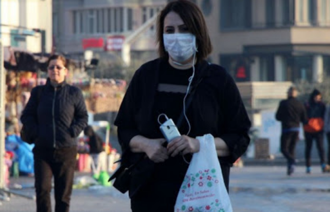 3 Nisan'da Mardin genelinde aklanan vaka says 50 iken, Nusaybin imdi tek bana bu sayy sollad. 3 krsal mahalle ve ehir merkezinde ok sayda evde karantina uygulanyor.