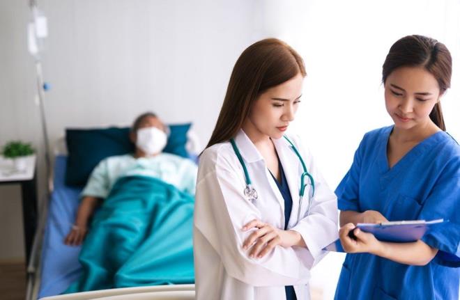 Her hastann hormon dzeyleri youn bakm nitesindeki ilk gnlerinde deerlendirildi. Kovid-19  hastalarndan alnan numuneler testosteron ve dihidrotestosteron da dahil olmak zere 12 hormon iin test edildi.