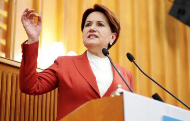 HDP'nin glgesinde kalmas yi Parti semenini yaralamaktadr. yi Parti'nin bamsz bir siyasi parti kimlii oluturabilmesi iin ittifaklardan bamsz bir pozisyon almasnn faydal olacan dnyorum. Meral Akener Cumhurbakanlna bizzat aday olarak nemli bir adm atm ve partisi iin faydal olmutu.