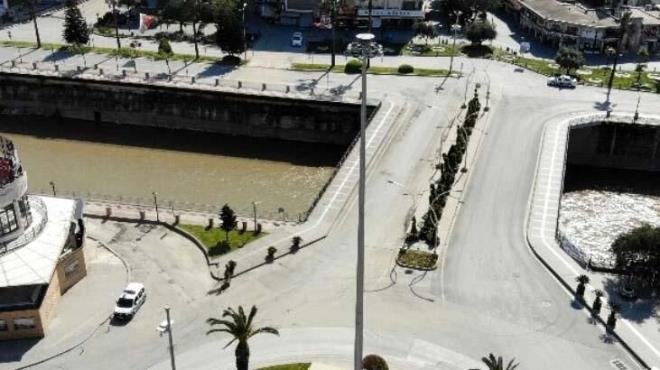 Vatandalarn ise 4 gnlk yasak boyunca hangi dkkanlar ak olacak, market, bakkal, kasap ve manavlar hangi gn ve saatlerde ak olacak aratrmas yapyor. te merak edilen tm sorularn yantlar...