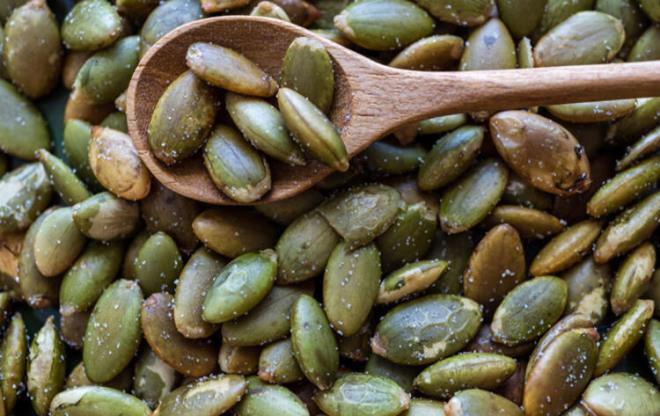 inko<br>  Yetikinlerin gnlk inko ihtiyac 3 mg... Sakatatlar, etler, balk, buday rueymi, kabak ekirdei, badem, ceviz ii ve peynirde yksek miktarda inko bulunuyor.