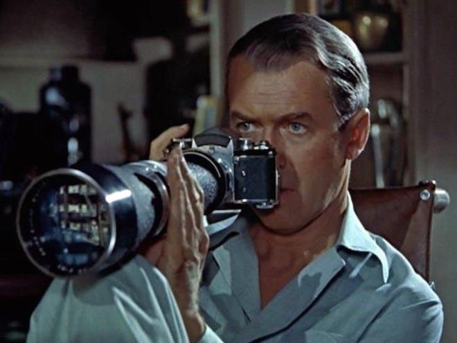 <p><b>3. Rear Window (1954)</b></p>    <p><b>Eletirmen notu:</b>100/100</p>    <p><b>Seyirci notu:</b>8.8/10</p>