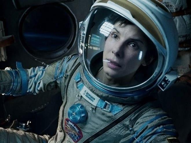 <p><b>45. Gravity (2013)</b></p>    <p><b>Eletirmen notu:</b>96/100</p>    <p><b>Seyirci notu:</b>7.8/10</p>
