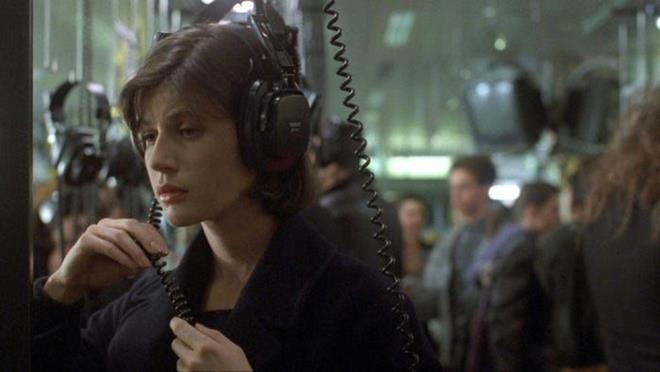 <p><b>6. Three Colors: Red (1994)</b></p>    <p><b>Eletirmen notu:</b>100/100</p>    <p><b>Seyirci notu:</b>8.8/10</p>