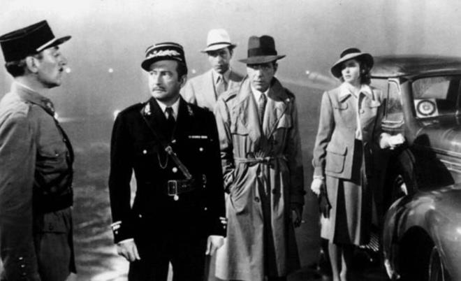 <p><b>4. Casablanca (1943)</b></p>    <p><b>Eletirmen notu:</b>100/100</p>    <p><b>Seyirci notu:</b>9.0/10</p>
