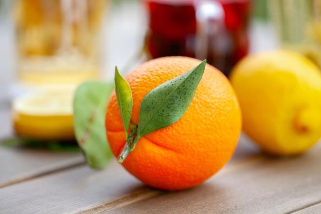 82. PORTAKAL  <br>  C vitamini a��s�ndan zengin ve 100 gram�nda 46 kalori bulunuyor.