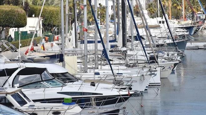 DENZ TURZM KISITLAMASI KALKIYOR<br>  Deniz turizmi, balkl ve tamaclyla ilgili snrlamalar da belirlenen kurallar dahilinde kaldrld.