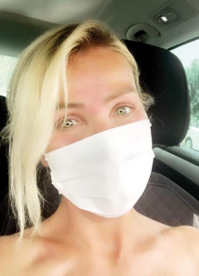 Kim nereye gitti  <br>  Bodrum&#8217;a gidenler arasnda Berrak Tznata-Berk Suyabatmaz, Blent Ersoy, Glben Ergen, Ali Ko, Tan Ta, Ozan Doulu, Asl-Metin en, Safiye Soyman-Faik ztrk, Adnan Polat ve Seda Sayan var. Ezgi Mola, Enis Arkan ve eyma Suba ise u an eme&#8217;de. Ylmaz Erdoan, Kyceiz&#8217;deki iftliine gitti. Bodrum yolunda ektii videoyu paylaan Fedon da 65 ya stne verilen izinden faydalandn aklad.