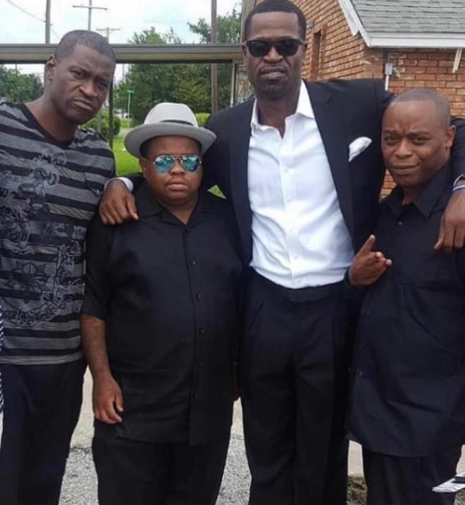 NBA'in eski oyuncularndan Stephen Jackson, en yakn arkada George Floyd'la ilgili yaadklarn anlatrken gzyalarna bouldu.