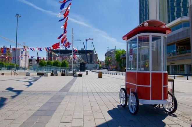 Bo sokaklar, caddeler ve meydanlar bu kez Cumhurbakanl Szcs brahim Kaln'n objektifine takld.