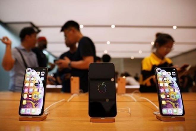 iOS 14 HANG iPHONE'LARA GELECEK? <br>    Gncellemenin kullanma girmesi ile Apple baz iPhone modellerine verdii destei kesecek.<br>     te iOS 14 gncellemesi almasna kesin gzyle baklan iPhone modelleri...
