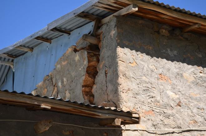 Malatya'da, merkez ss Ptrge ilesi olan 5 byklndeki depremde evleri ar hasar gren vatandalar iin jandarma ekipleri adr kurdu.