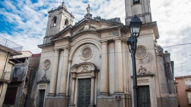 BUGNE KADAR H VAKA GRLMED    <br>Bununla birlikte, Cinquefrondi kasabas sakinleri arasnda bugne kadar hi Covid-19 vakas bildirilmedi ve Calabria, talya'nn en dk virs bulama seviyesine sahip blgeleri arasnda yer alyor.