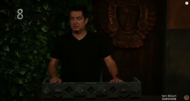 "Yeni takmlar Acun'u bir kez daha artt": Acun Ilcal ortaya kan yeni takmlar grnce ardn syledi. Ilcal, "Gerekten ardm iki takm oldu. ok umduum takmlar diyemeceim. Ama asl sebebi de eski gnlller ve mavi takmdan kmas oldu. ki kaptan da o taraftan knca takmlar deiecei de belliydi" ifadelerini kulland.