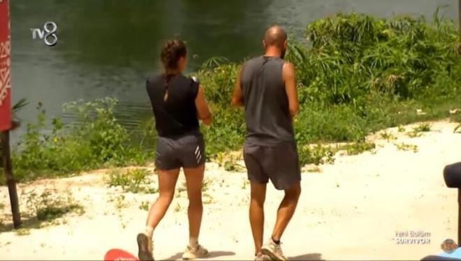 Il�cal�," Sercan'�n Nisa'ya bir ilgisi var onu g�rebiliyorum ama Nisan'dan Sercan'a kar�� bir ilgi var m� daha g�remedik. Biz de sizin gibi ekrandan izliyoruz. �ok yorum yapmak istemem" demi�ti.