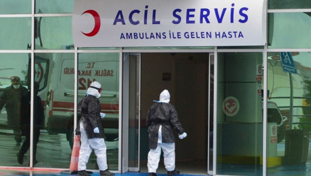 Koronavirs nlemleri gevetilip 'yeni normalleme'ye geildikten sonra vatanda rehavete kapld. Vaka says hzla artmaya balad. Kentlerdeki vaka artlarna dikkat eken valilikler, "Vatandan rehaveti srerse yeni nlemler almak zorunda kalacaz" uyars yapt. te 9 ildeki son durum...