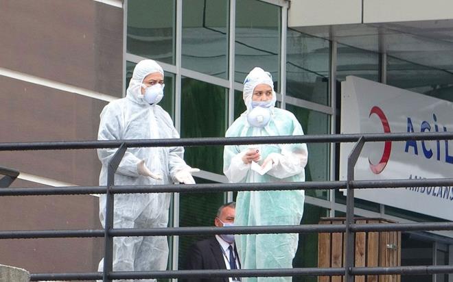 Bizde aslnda vaka says son derece dkt. Baka illerden gelenlerden dolay art oldu. rnein 3 vakamz varken u an bu say 18'e ykseldi. Biz de bunun daha da artmamas iin bu ve benzeri baz tedbirler aldk. Amacmz ilimizi vakada sfr noktaya drmektir.