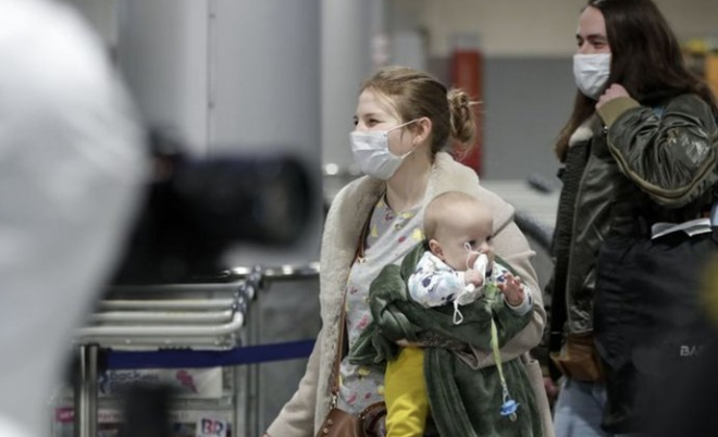 Bursa Valisi: Kurallara uymayanlar uyaralm<br>    Bursa Valisi Yakup Canbolat da, artan koronavirs vakalarndaki artn ardndan Twitter zerinden yapt aklamada, "Kymetli Bursallar, ilimizde gnlk korona pozitif vakada artlar yaanyor. Ltfen kurallara uyalm hijyene, sosyal mesafe kuralna, maske kullanmna mutlaka uyalm, uymayanlar uyaralm" uyars yapt.