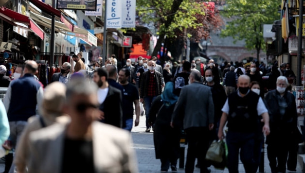 An itibariyle Bitlis'te pozitif vaka says maalesef 118'e ulamtr. Bu hastalarmzdan 20'si yatarak tedavi grmektedir. Bir hastamz youn bakm koullarnda takip ediliyor. Dier hastalarmz ise evde takip edilmektedir ve karantina uygulamalar mevcuttur.