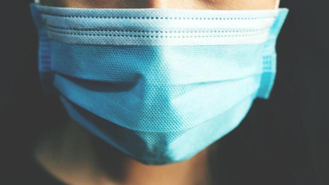 Kullanlan ve nemlenen, zerine birka kez ksrlm olan maske tekrar kullanlmaz. nk slanan, nemlenen maske, virsler ve bakterilerin oalmas iin uygun hale gelir. Bu da salk asndan uygunsuz bir durum meydana getirir.