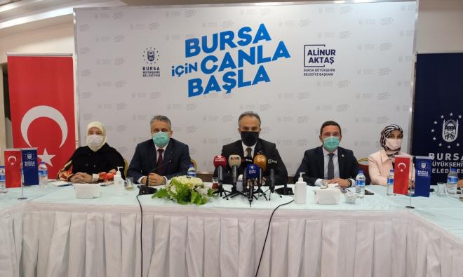 Bakan Akta, T2 tramvay hattndan elik Palas ek binalarnn ykmna, millet bahelerinden Hanlar Blgesi&#8217;ndeki ykmlara kadar 7 nemli konuyu tek tek tarih vererek aklad.