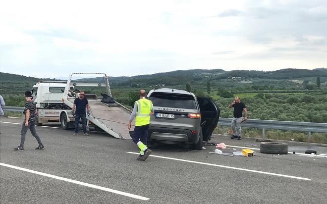 MR ekilen Alian, ei Buse Varol, ocuklar Burak ve bakclar Marianne&#8217;in salk durumlarnn iyi olduu grld.