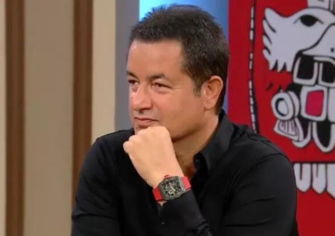 FNAL TARH BELL OLDU<br>  Bu sezon nefes kesen anlara sahne olan Survivor'da final tarihi de belli oldu. Acun Ilcal, byk finalin 13-14 Temmuz'da stanbul'da yaplacan aklad.