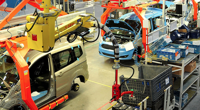 Ford Otomotiv, 39,2 milyar TL net sat geliriyle Fortune 500 Trkiye listesinde 7'nci srada yer alrken, Ahlat Kuyumculuk, listeye 34,7 milyar TL net sat geliriyle 8'inci srada, Arelik, 31,9 milyar TL ile 9'uncu srada, RC Rnesans naat ise 28,7 milyar TL net sat geliriyle 10'uncu srada girdi.