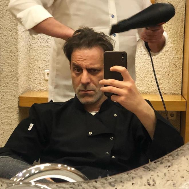 Bulutsuz'un mahkemeye verdii dilekeye gre; kili 12 Haziran&#8217;da bir restoranda yemek yedikten sonra arkadalarnn evine gitti. Sohbet srasnda Bulutsuz&#8217;un eski erkek arkadandan konu alnca iddiaya gre Gven, herkesin nnde hakaret etti.